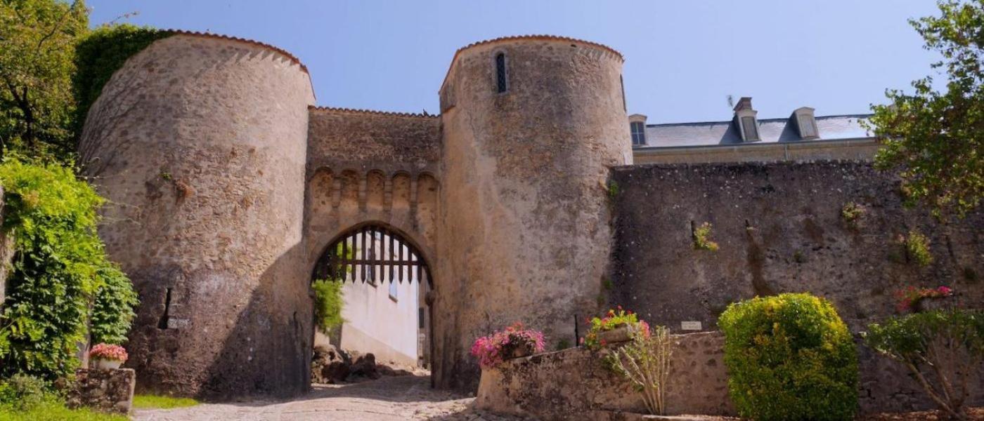 Number 22 - Le Dorat - Apartment 3 With Garden & Free Parking 外观 照片